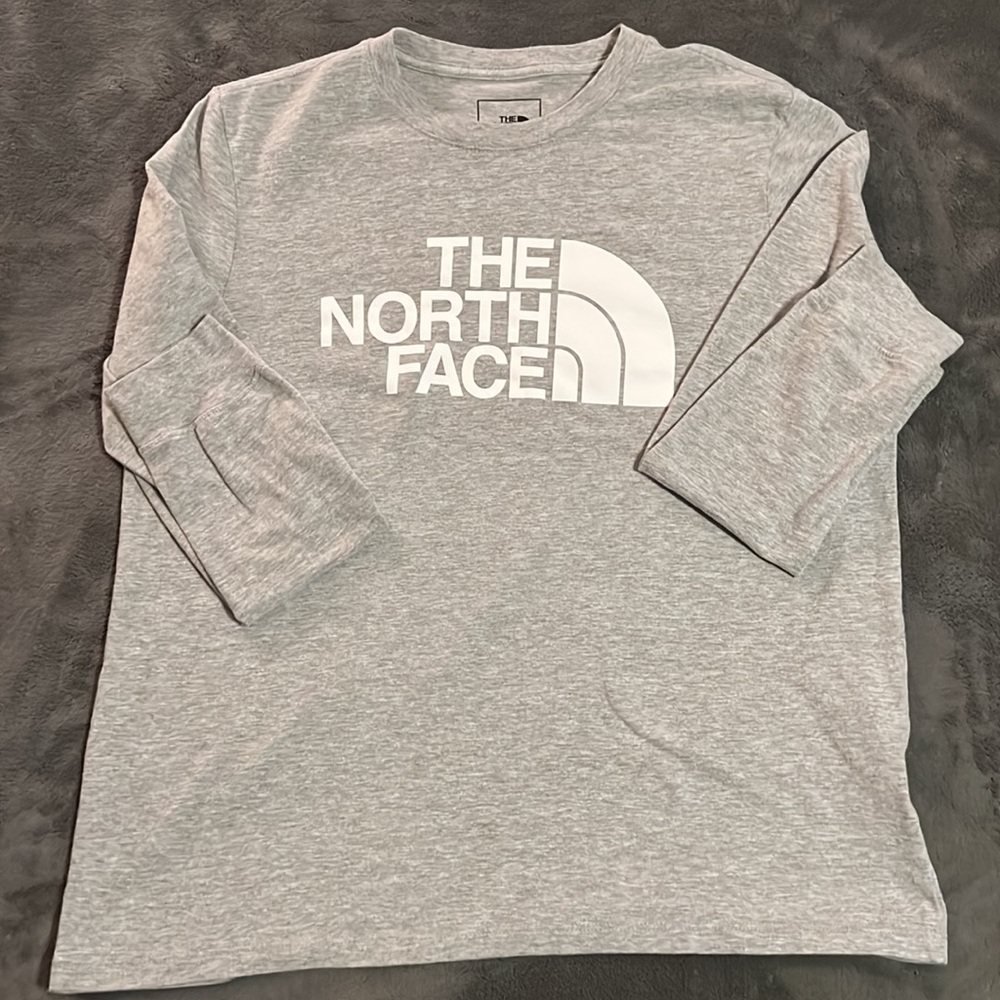 Women’s North Face Long Sleeve Shirt Gray Size Large